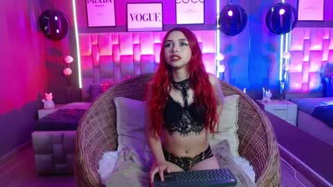 Snapshot of kimberlee_moon chatting on 29, 3, 2026 Kym online show from 29, 3, 2026