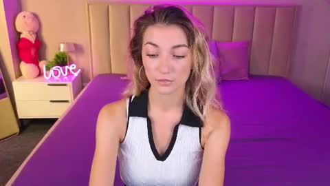 Snapshot of kimberlly_smith chatting on 13, 7, 2026 kimberlly_smith online show from 13, 7, 2026