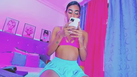 Snapshot of kimberly_thompsom chatting on 16, 2, 2025 Your Queen KIM online show from 16, 2, 2025