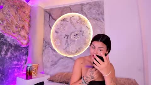 Kimberly Loren online show from 14, 12, 2025