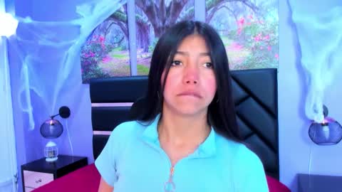 Kimberly Villalobos online show from 23, 10, 2025