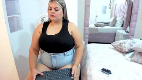 Snapshot of kimbrookss chatting on 18, 1, 2025 KimBrooks online show from 18, 1, 2025