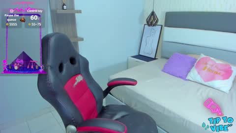 KAREN  online show from 30, 1, 2025