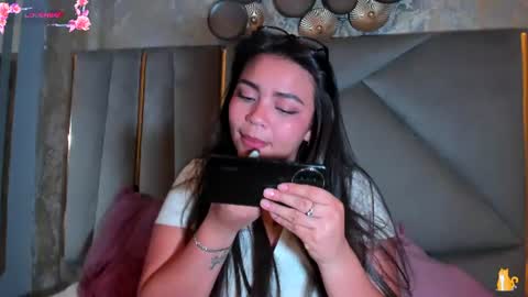 Snapshot of kimdevinne chatting on 12, 7, 2026 KIM online show from 12, 7, 2026