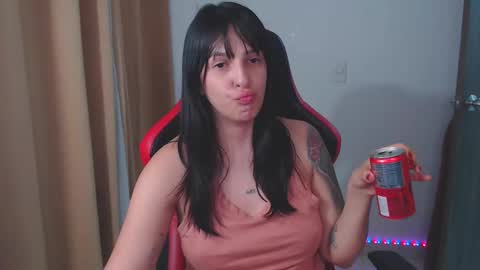 Snapshot of kimflexible_ chatting on 6, 1, 2025 Kim 3 online show from 6, 1, 2025