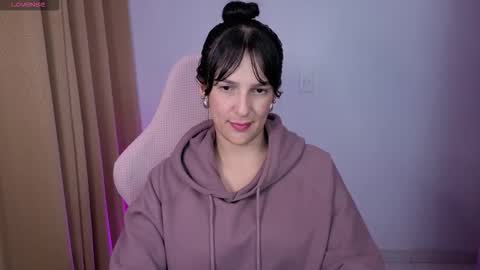 Snapshot of kimflexible_ chatting on 9, 10, 2025 Kim 3 online show from 9, 10, 2025