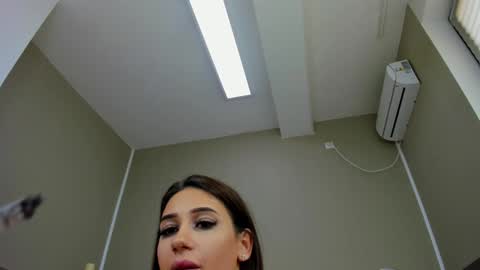 kimi_ivy online show from 23, 12, 2024