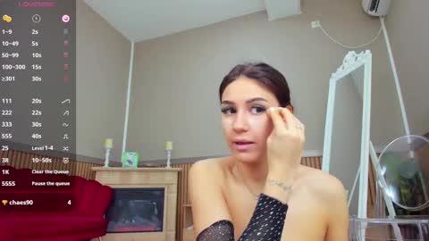 kimi_ivy online show from 8, 3, 2025