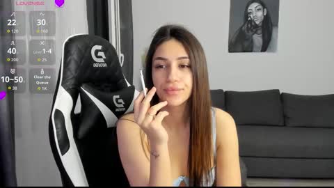 kimi_ivy online show from 14, 12, 2025