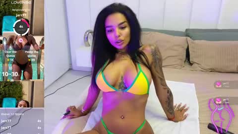 Kim online show from 8, 3, 2025