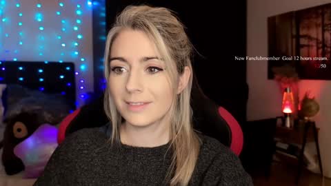 Snapshot of kimilee22 chatting on 16, 3, 2026 Wolfs Girl online show from 16, 3, 2026