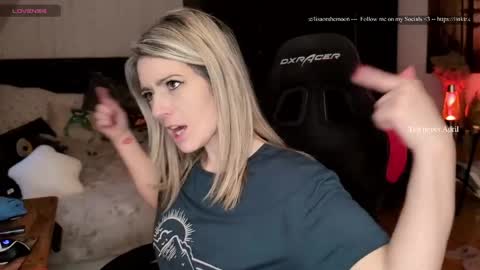 Snapshot of kimilee22 chatting on 9, 4, 2026 Wolfs Girl online show from 9, 4, 2026