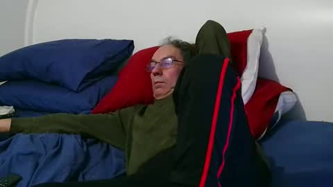 Snapshot of kimintheshed chatting on 1, 11, 2025 kimintheshed online show from 1, 11, 2025