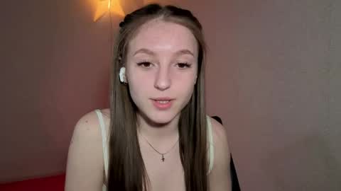 Snapshot of kimireaves chatting on 15, 4, 2026 Karma online show from 15, 4, 2026