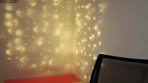 Snapshot of kimireaves chatting on 17, 4, 2026 Karma online show from 17, 4, 2026