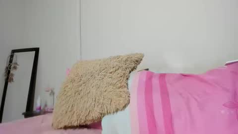 Snapshot of kimjoyy chatting on 17, 2, 2025 Kim Joy online show from 17, 2, 2025