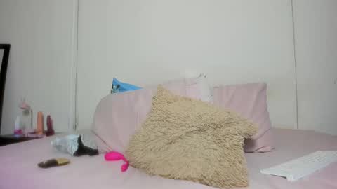 Snapshot of kimjoyy chatting on 19, 2, 2025 Kim Joy online show from 19, 2, 2025