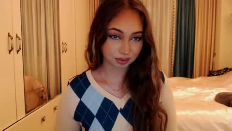 Kim Lee  online show from 5, 12, 2024