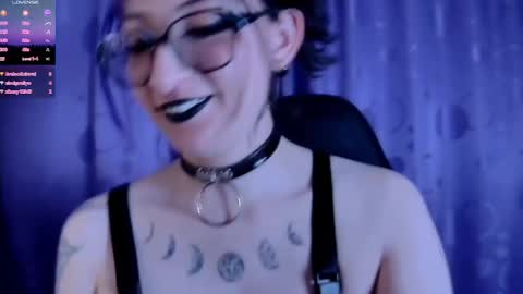 Snapshot of kimlennox_ chatting on 30, 1, 2025   online show from 30, 1, 2025