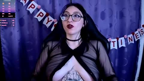 Snapshot of kimlennox_ chatting on 7, 2, 2025   online show from 7, 2, 2025