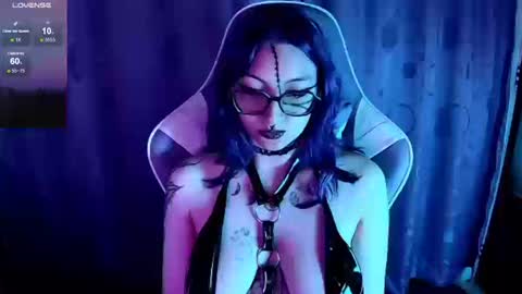 Snapshot of kimlennox_ chatting on 13, 9, 2025   online show from 13, 9, 2025