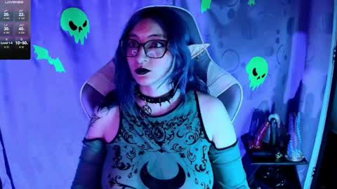   online show from 17, 11, 2025