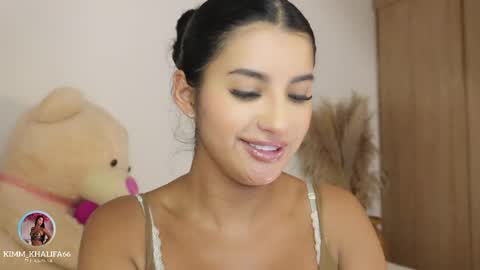 Kim  online show from 14, 4, 2026