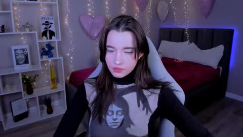 Snapshot of kimm_wong chatting on 13, 3, 2026 kimm wong online show from 13, 3, 2026