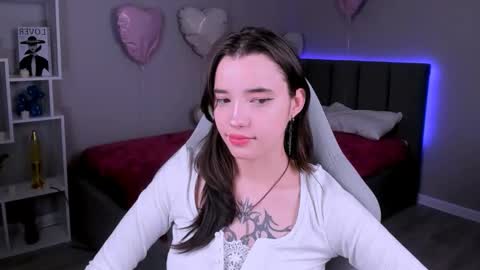 Snapshot of kimm_wong chatting on 25, 3, 2026 kimm wong online show from 25, 3, 2026