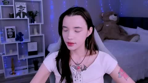 Snapshot of kimm_wong chatting on 15, 5, 2026 kimm wong online show from 15, 5, 2026