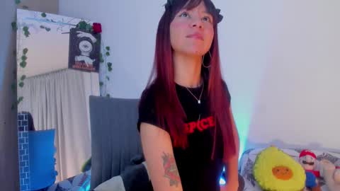 Snapshot of kimmcarter chatting on 28, 10, 2025 Kimm online show from 28, 10, 2025