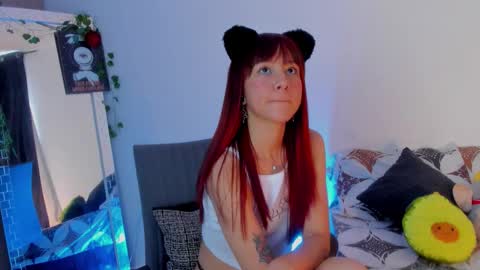 Snapshot of kimmcarter chatting on 12, 11, 2025 Kimm online show from 12, 11, 2025