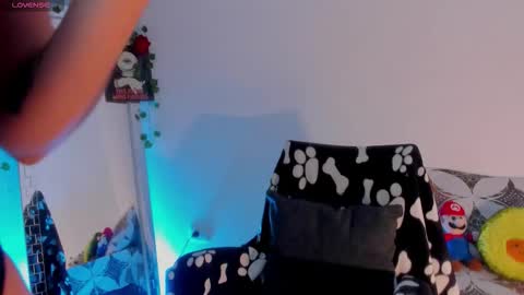 Snapshot of kimmcarter chatting on 27, 11, 2025 Kimm online show from 27, 11, 2025