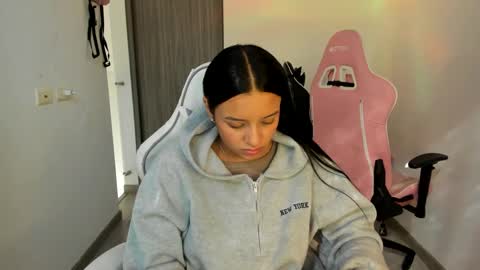 kimmi online show from 19, 9, 2025