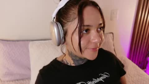 Snapshot of kimmi_kim chatting on 11, 4, 2026 online show from 11, 4, 2026