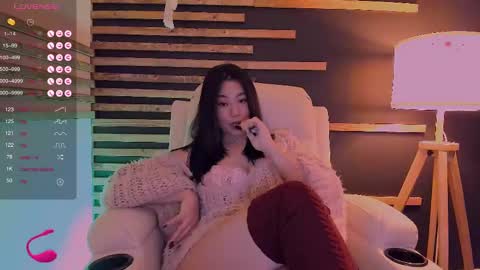 Snapshot of kimmy_chi chatting on 4, 3, 2025 Lo online show from 4, 3, 2025