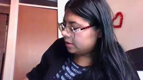 Snapshot of kimmy_kimmy_ chatting on 24, 1, 2025 Kimmy online show from 24, 1, 2025