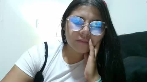 Snapshot of kimmy_kimmy_ chatting on 10, 3, 2025 Kimmy online show from 10, 3, 2025