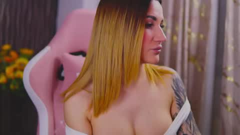 KimSkye online show from 22, 2, 2025