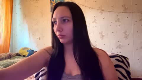 Snapshot of kinacolton chatting on 17, 6, 2026 Jenny online show from 17, 6, 2026