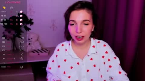 Hazel online show from 15, 11, 2025