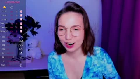 Hazel online show from 18, 4, 2026