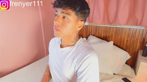 Snapshot of king_azahell chatting on 3, 4, 2026 king help me reach 100 likes online show from 3, 4, 2026