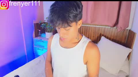 Snapshot of king_azahell chatting on 18, 4, 2026 king help me reach 100 likes online show from 18, 4, 2026