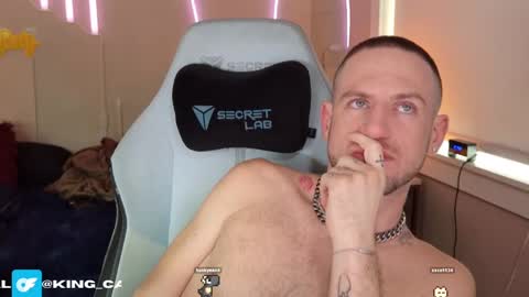 Snapshot of king_cal_ chatting on 14, 12, 2024 king_cal_ online show from 14, 12, 2024