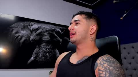 Snapshot of king_falconer chatting on 16, 12, 2025 Angel Falconer online show from 16, 12, 2025