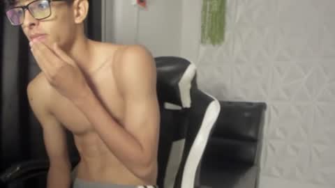 Snapshot of king_jus chatting on 15, 7, 2026 Jus online show from 15, 7, 2026