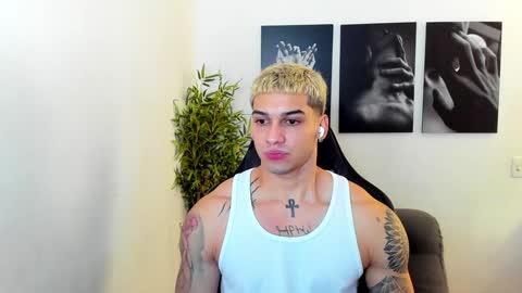 Snapshot of king_of_kings__ chatting on 2, 12, 2024 king_of_kings__ online show from 2, 12, 2024