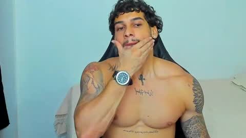 Snapshot of king_of_kings__ chatting on 28, 4, 2026 king_of_kings__ online show from 28, 4, 2026