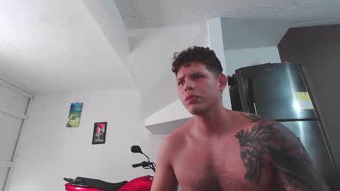 Snapshot of king_russo chatting on 2, 2, 2025 king_russo online show from 2, 2, 2025
